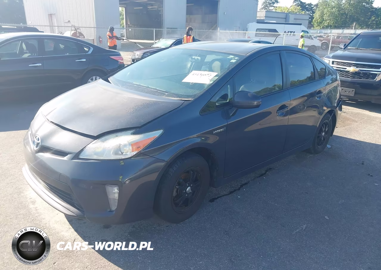 2013 Toyota Prius Two VIN:JTDKN3DU0D5605718 - 2
