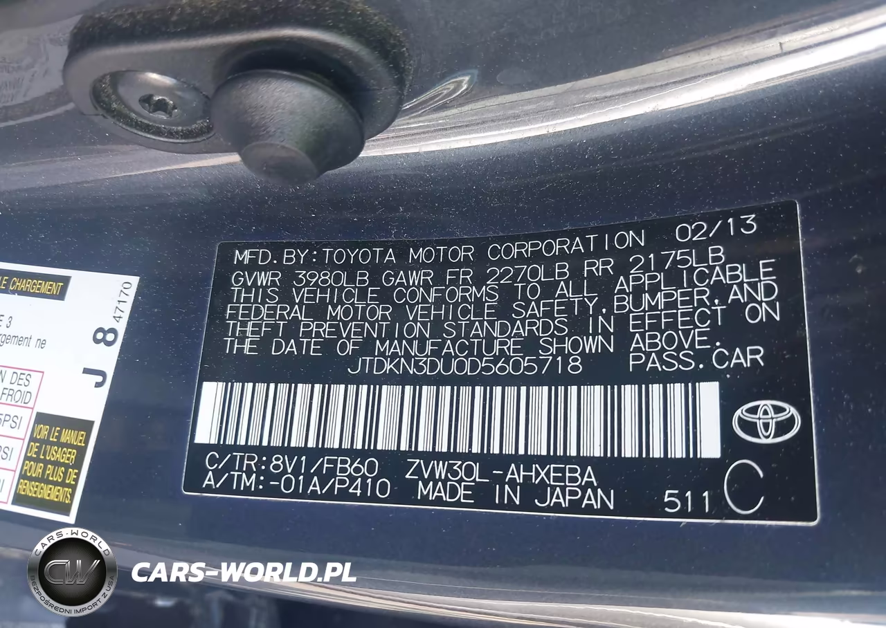 2013 Toyota Prius Two VIN:JTDKN3DU0D5605718 - 9