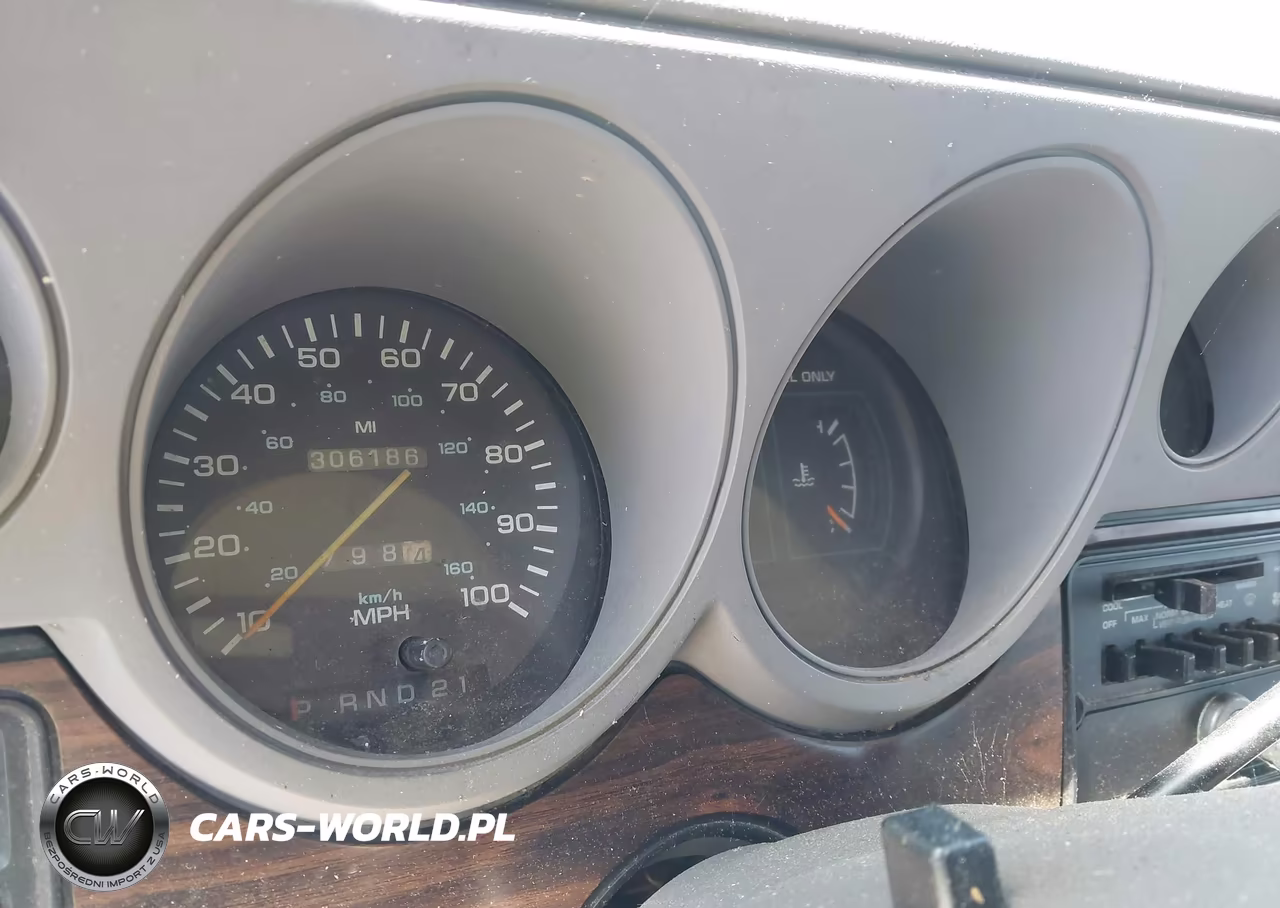 1995 Dodge Ram Van B1500 VIN:2B7GB11Y6SK559878 - 7