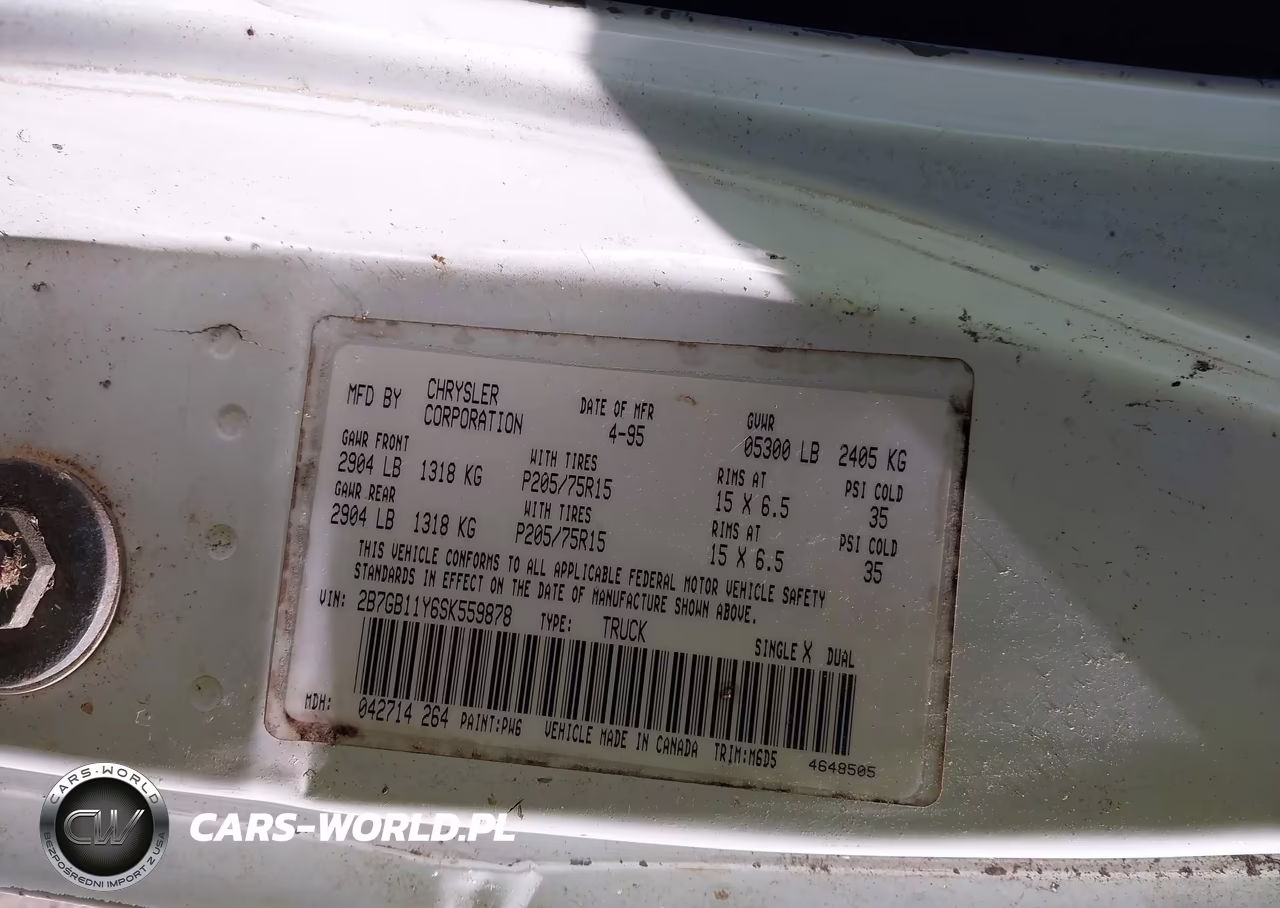 1995 Dodge Ram Van B1500 VIN:2B7GB11Y6SK559878 - 9