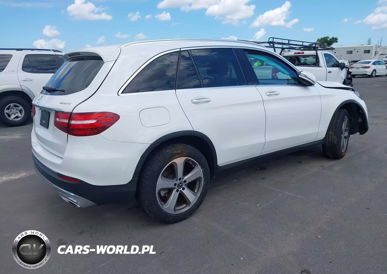 2019 Mercedes-Benz Glc 300 4Matic VIN:WDC0G4KBXKV158492 - 4