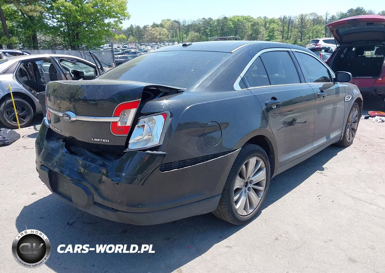 2010 Ford Taurus Limited VIN:1FAHP2FW3AG136630 - 4