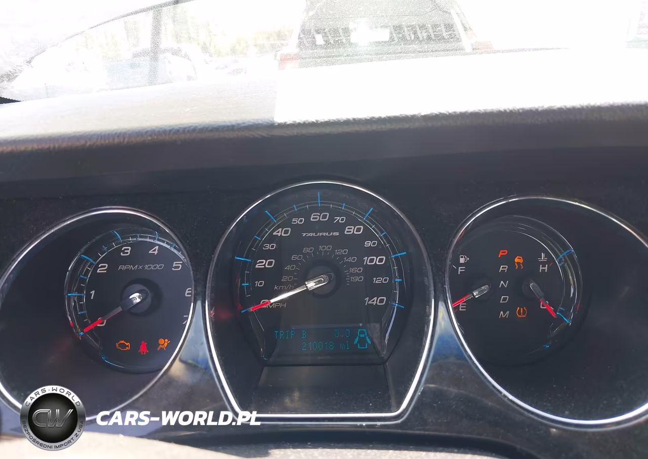 2010 Ford Taurus Limited VIN:1FAHP2FW3AG136630 - 7