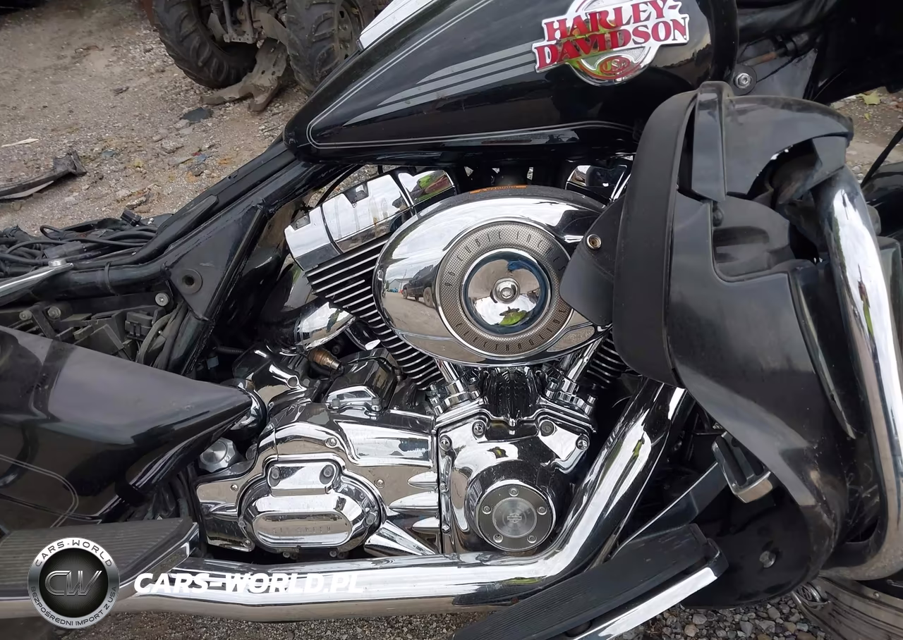 2007 Harley-Davidson Flhtcui VIN:1HD1FC4167Y648895 - 8
