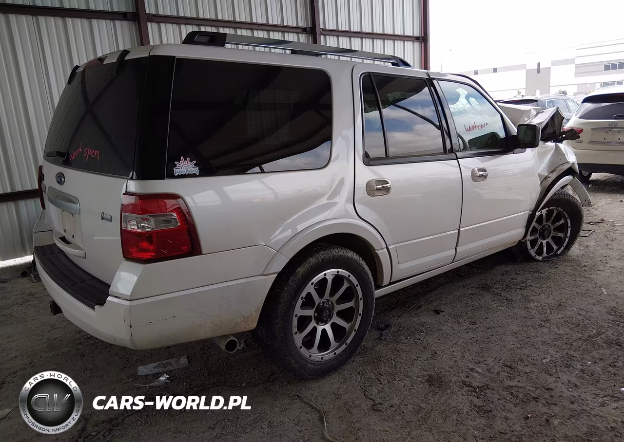 2010 Ford Expedition Limited VIN:1FMJU1K51AEA00449 - 4