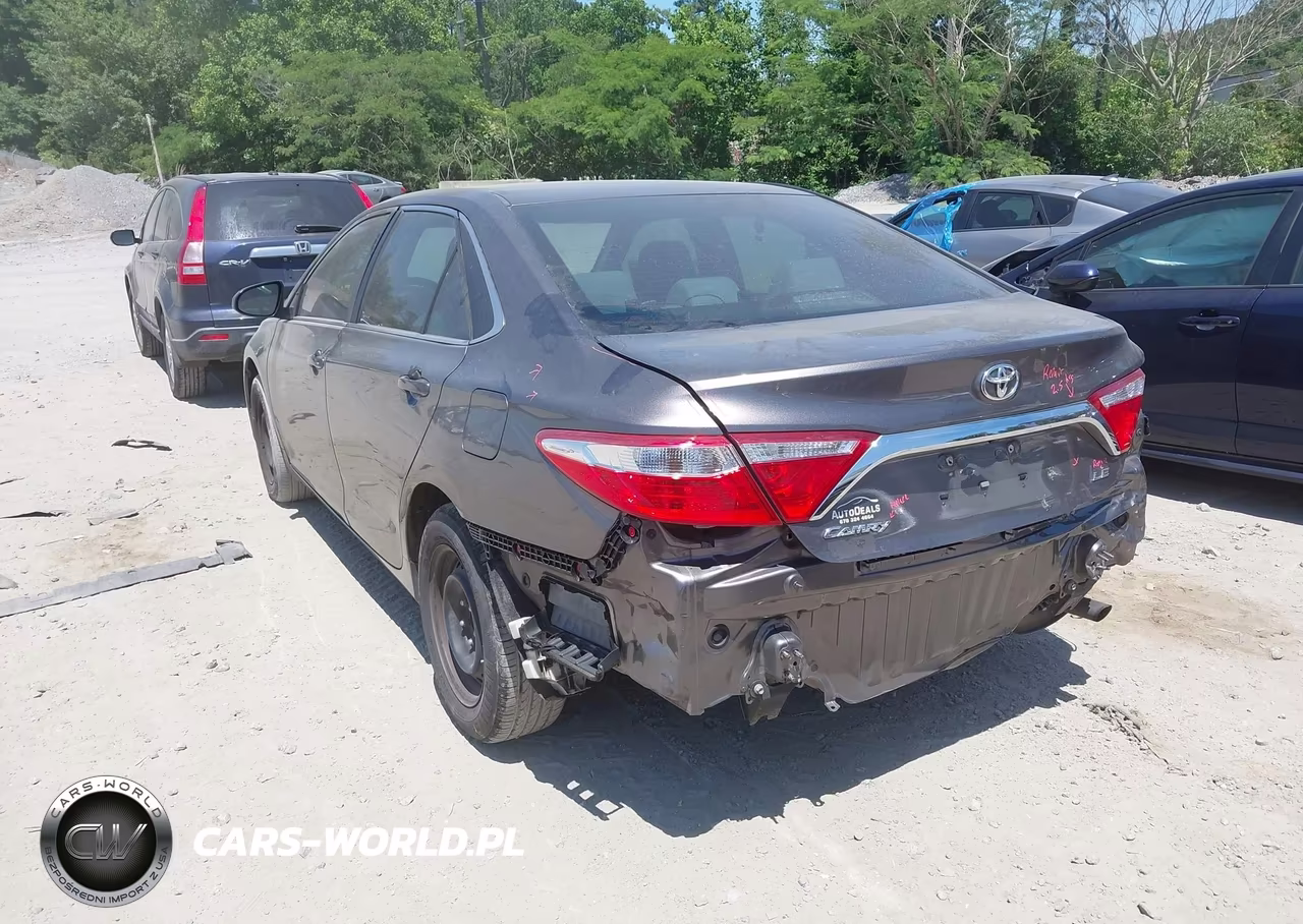 2017 Toyota Camry Le VIN:4T1BF1FK5HU691242 - 3