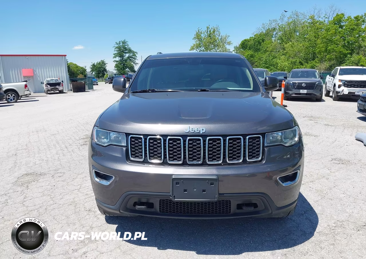 2019 Jeep Grand Cherokee Laredo E 4X4 VIN:1C4RJFAG3KC853612 - 12