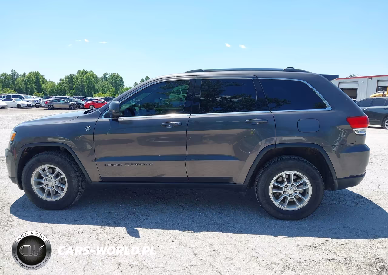 2019 Jeep Grand Cherokee Laredo E 4X4 VIN:1C4RJFAG3KC853612 - 14