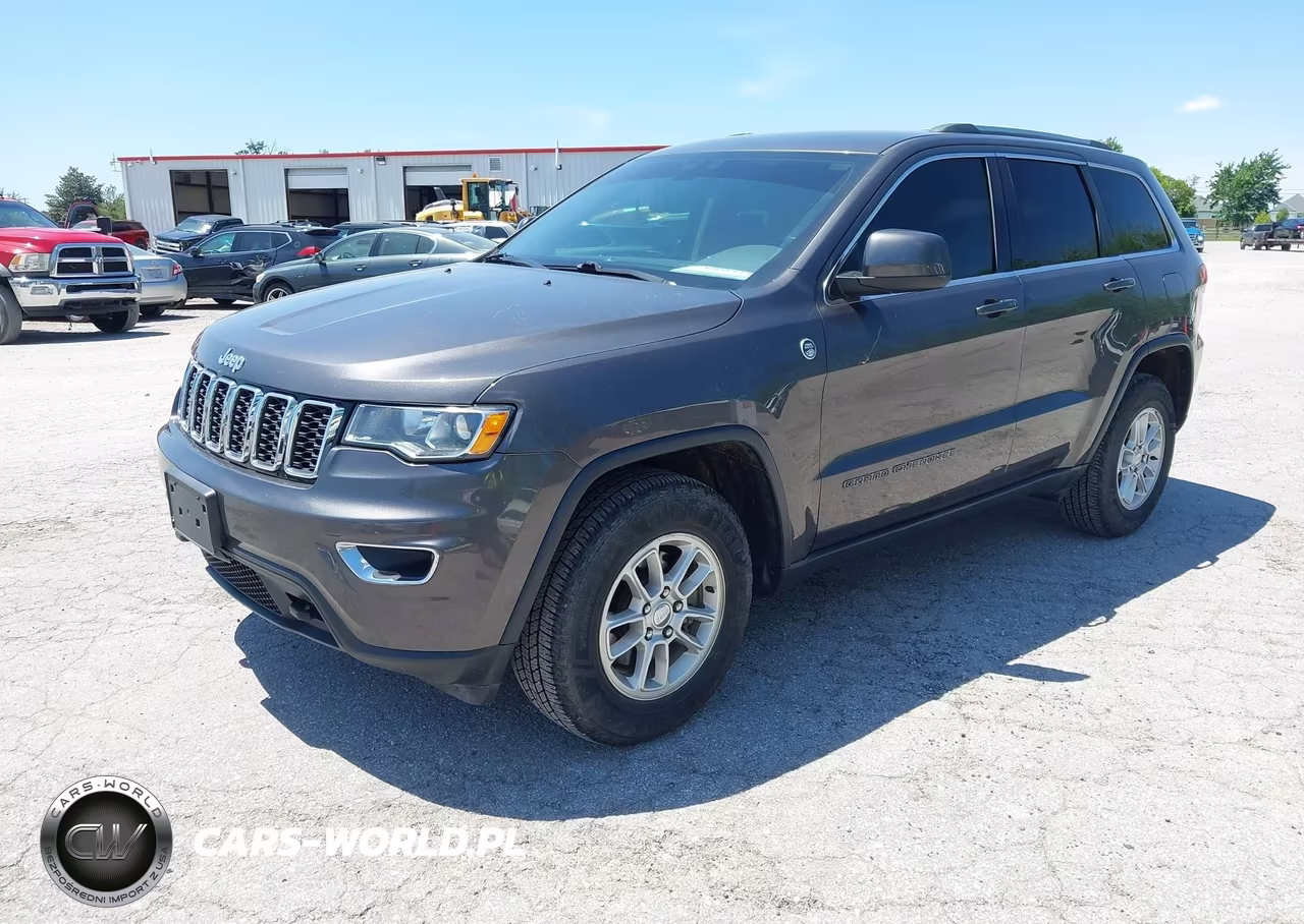 2019 Jeep Grand Cherokee Laredo E 4X4 VIN:1C4RJFAG3KC853612 - 2