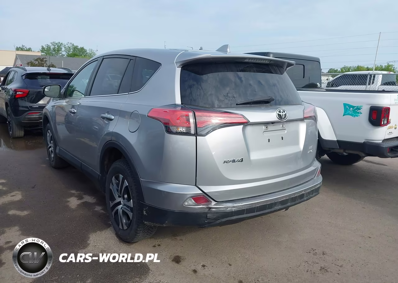 2017 Toyota Rav4 Le VIN:2T3BFREV2HW687571 - 3