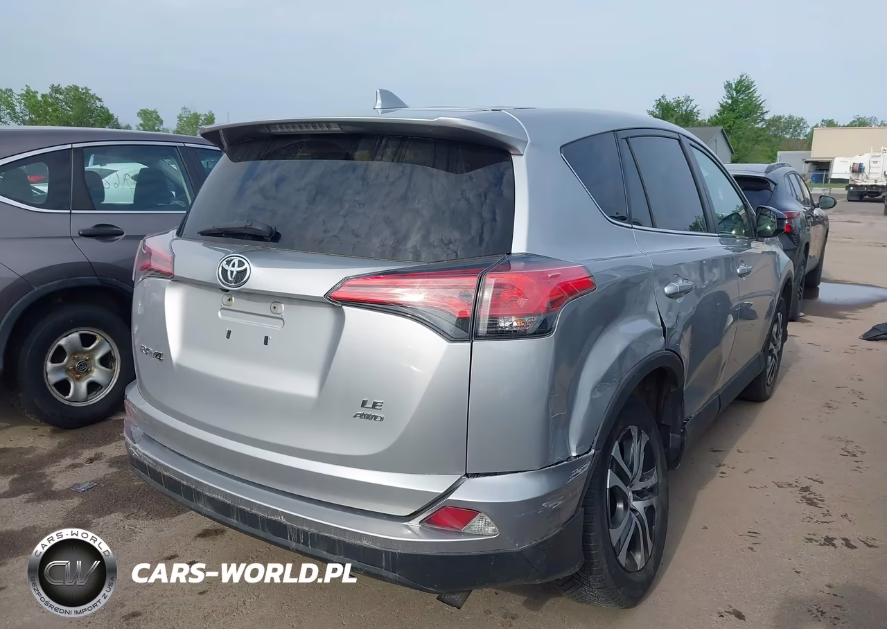 2017 Toyota Rav4 Le VIN:2T3BFREV2HW687571 - 4