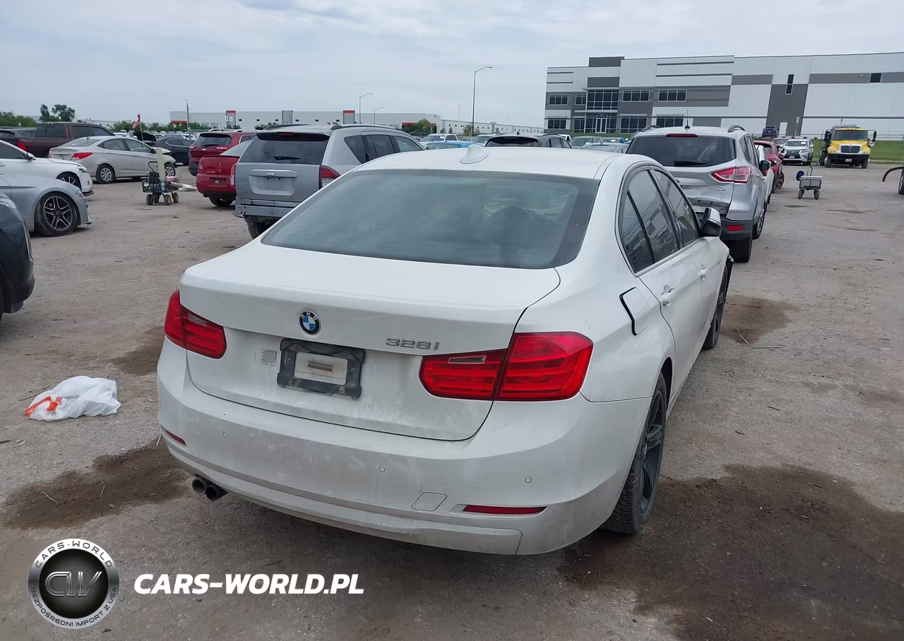 2015 BMW 328I VIN:WBA3A5G57FNP34264 - 4
