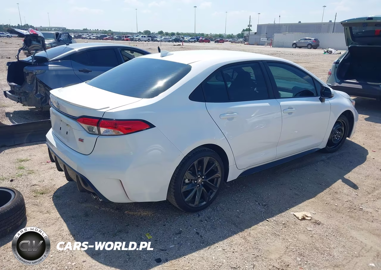 2026 Toyota Corolla Se VIN:5YFS4MCE2TP256615 - 4