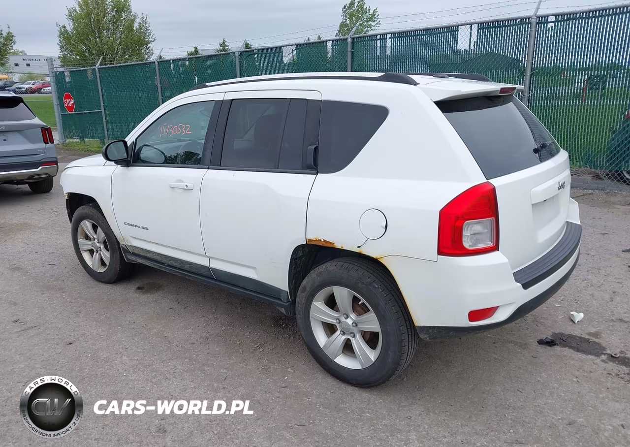 2011 Jeep Compass VIN:1J4NT1FA6BD267345 - 3