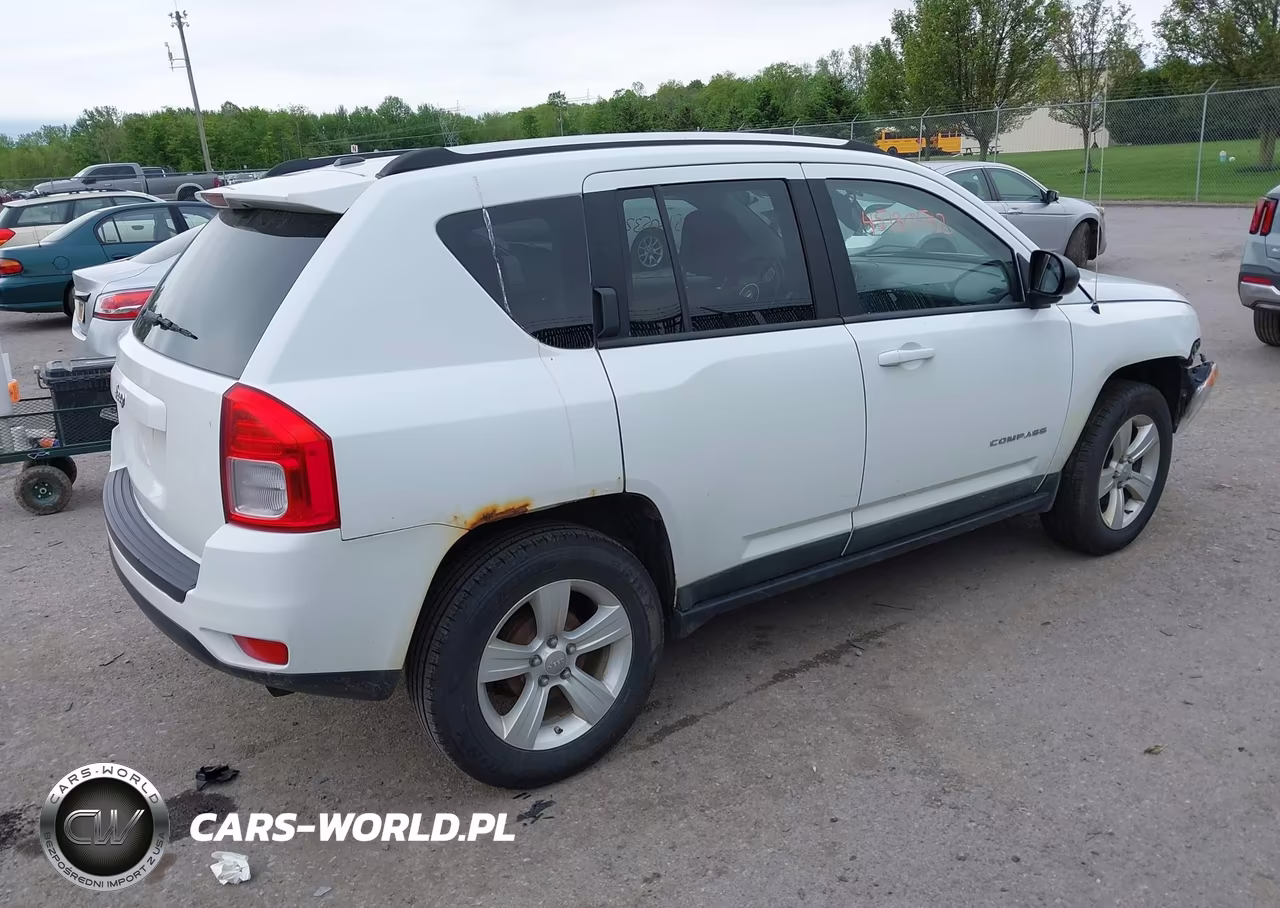 2011 Jeep Compass VIN:1J4NT1FA6BD267345 - 4