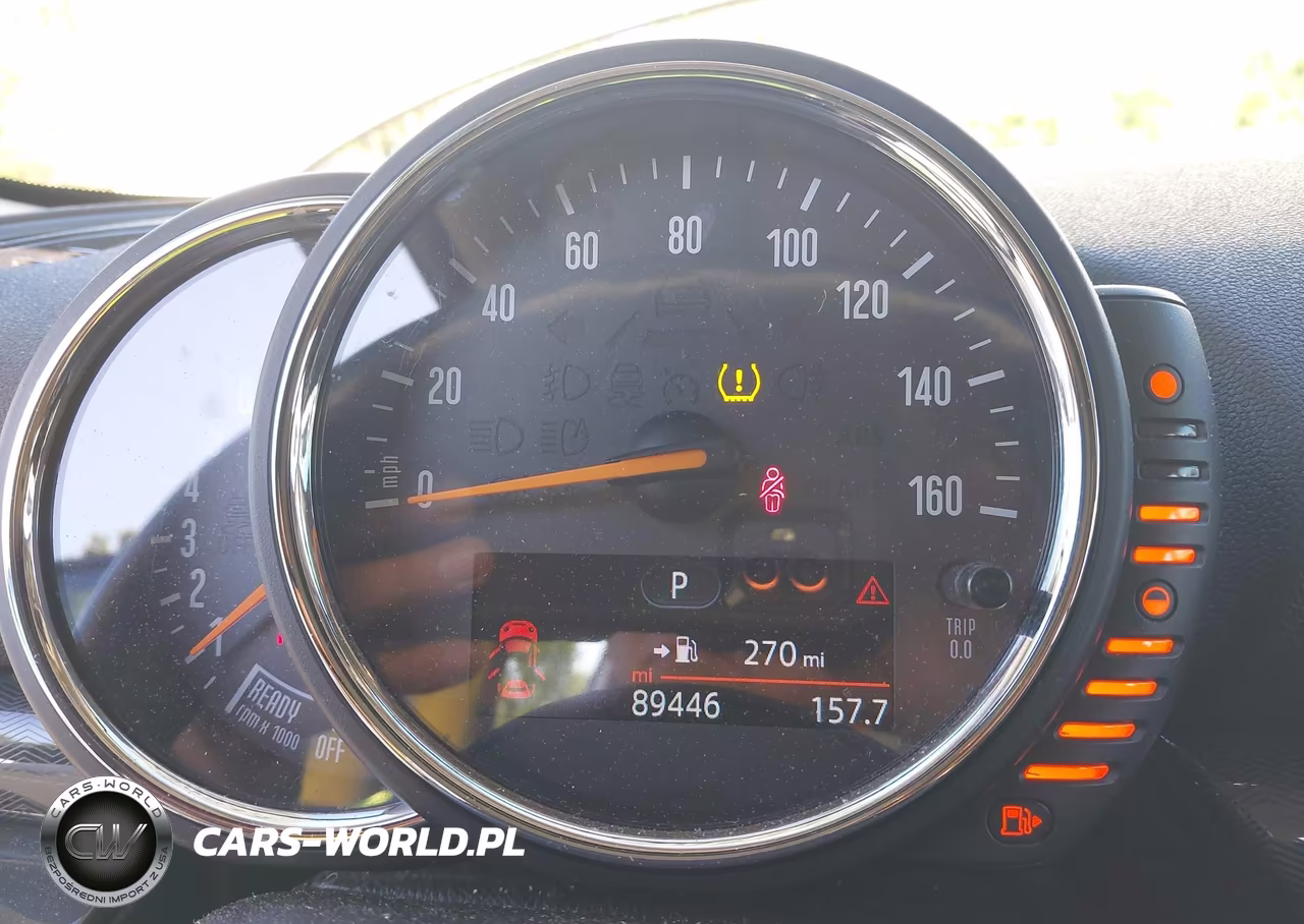 2017 Mini Clubman Cooper VIN:WMWLN5C39H2E33463 - 7