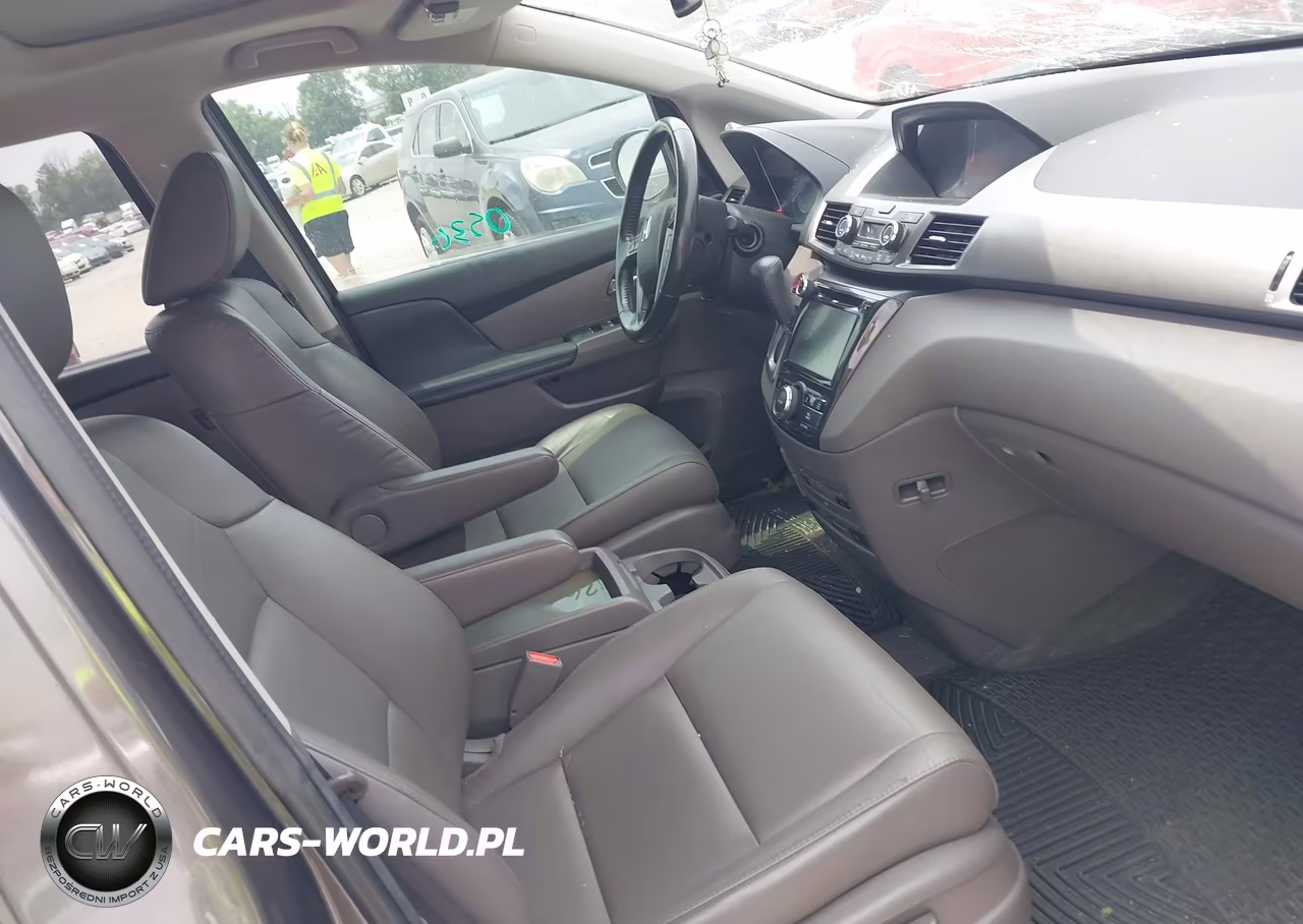 2016 Honda Odyssey Touring-Touring Elite VIN:5FNRL5H9XGB110158 - 5