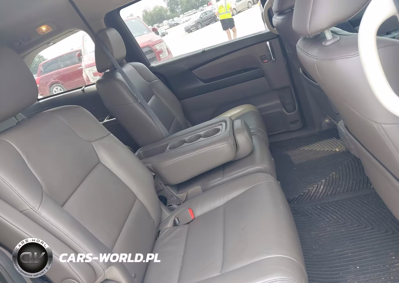 2016 Honda Odyssey Touring-Touring Elite VIN:5FNRL5H9XGB110158 - 8