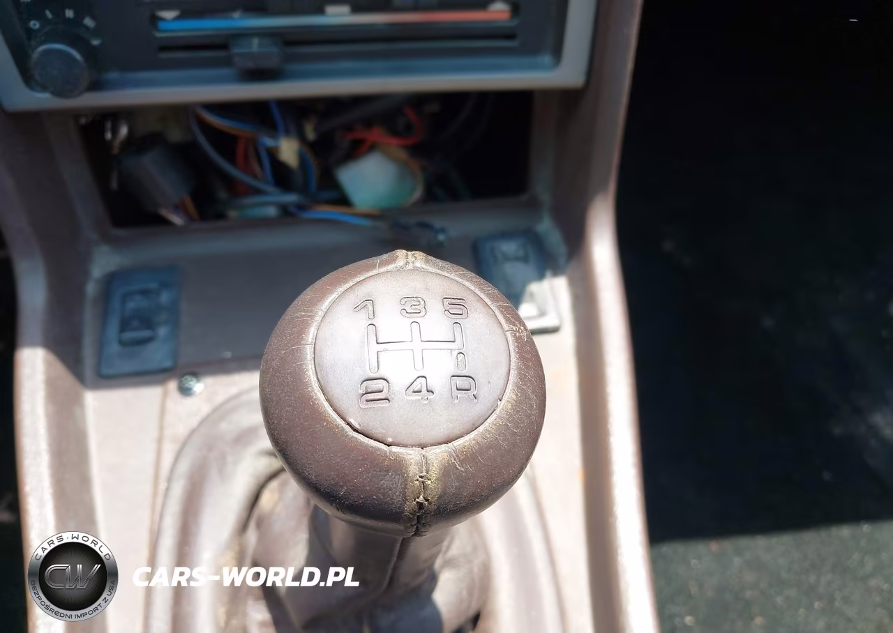 1984 Porsche 944 VIN:WP0AA0944EN452485 - 18