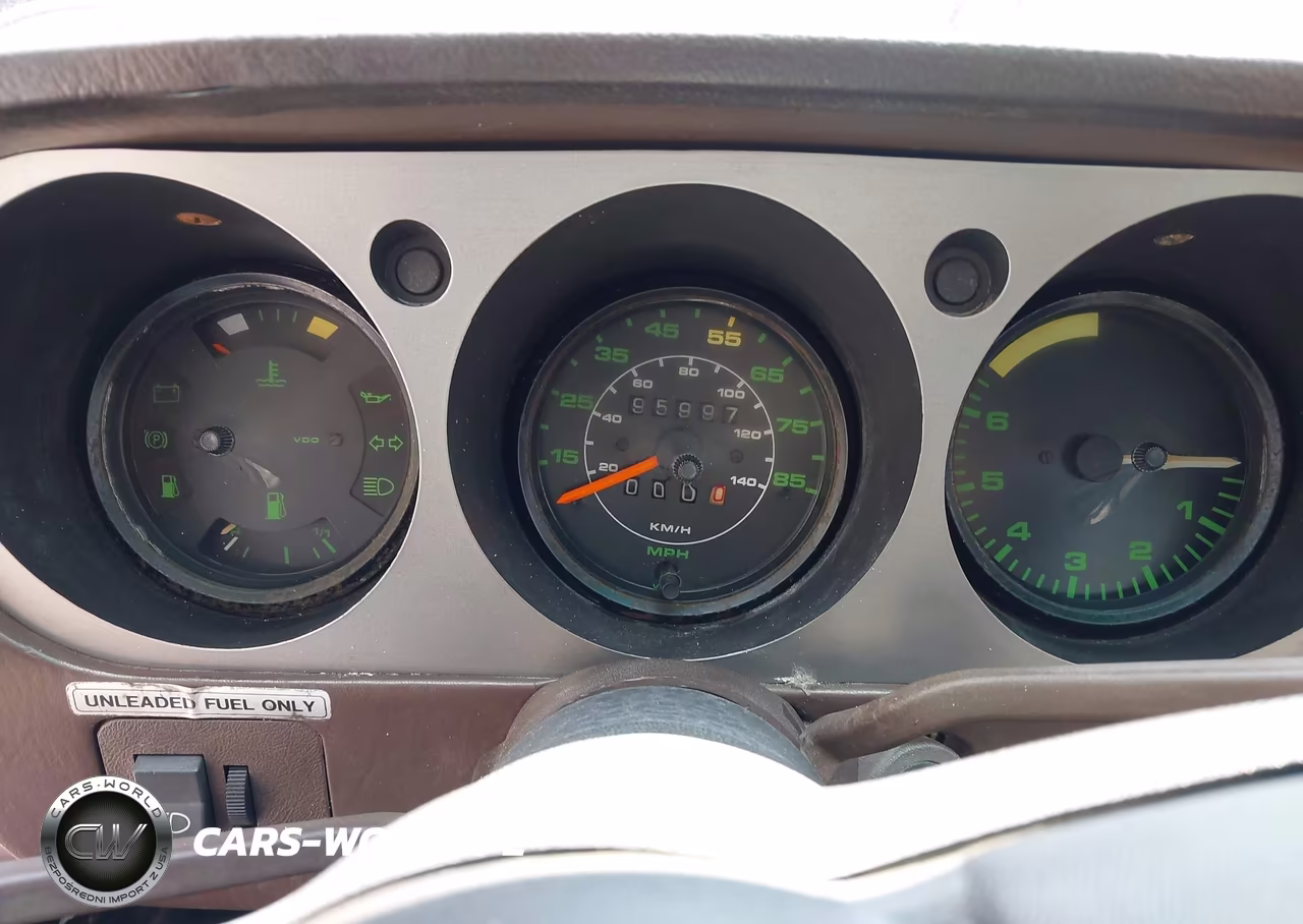 1984 Porsche 944 VIN:WP0AA0944EN452485 - 7