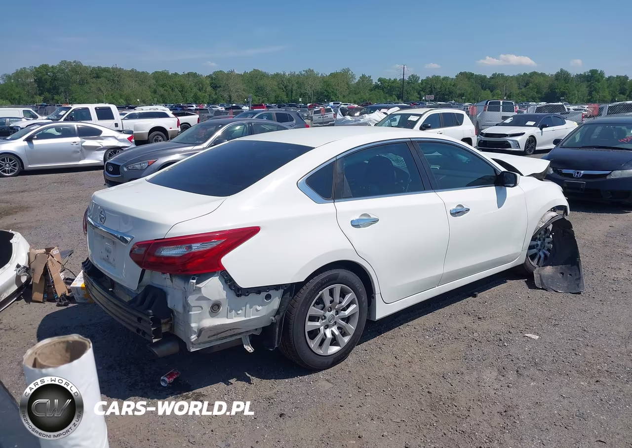 2018 Nissan Altima 2.5 S VIN:1N4AL3AP7JC122773 - 4