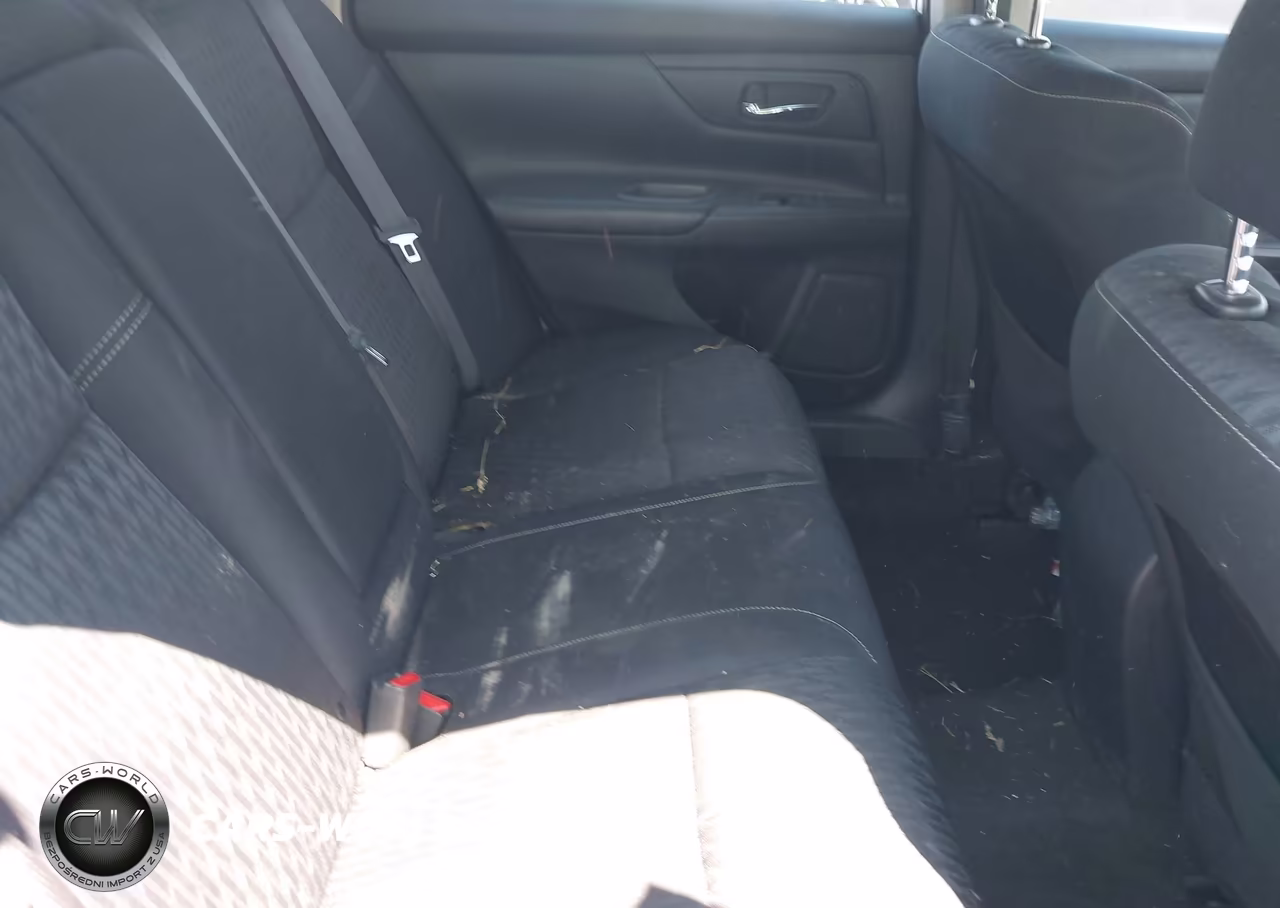 2018 Nissan Altima 2.5 S VIN:1N4AL3AP7JC122773 - 8