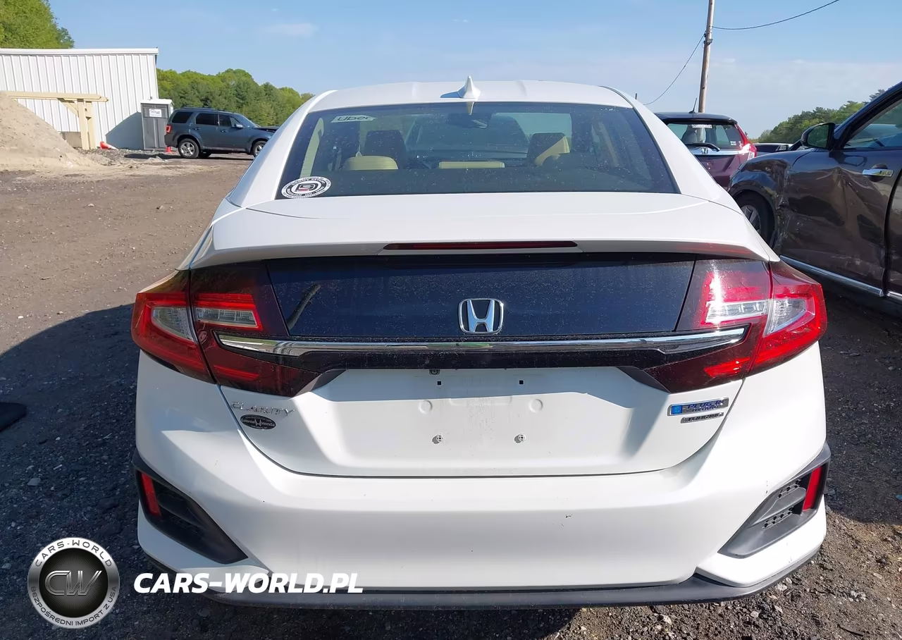 2018 Honda Clarity Plug-In Hybrid Touring VIN:JHMZC5F31JC019300 - 17