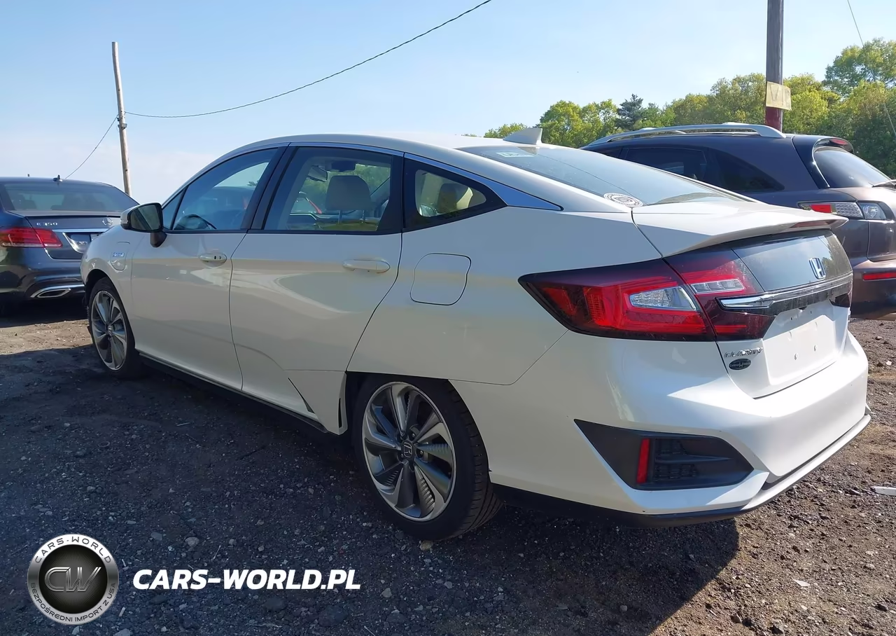 2018 Honda Clarity Plug-In Hybrid Touring VIN:JHMZC5F31JC019300 - 3