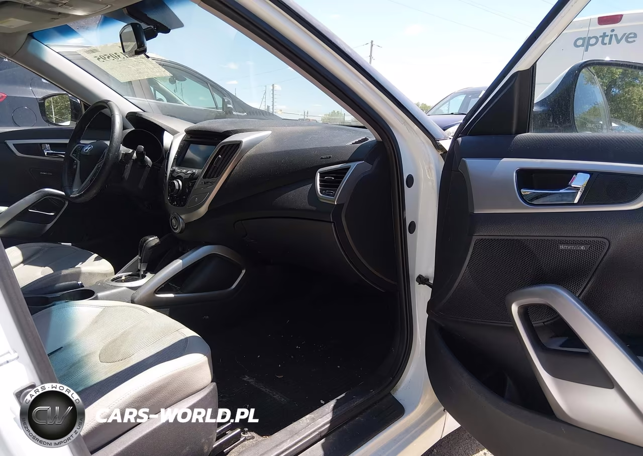 2012 Hyundai Veloster Base W-Gray VIN:KMHTC6AD7CU047964 - 5