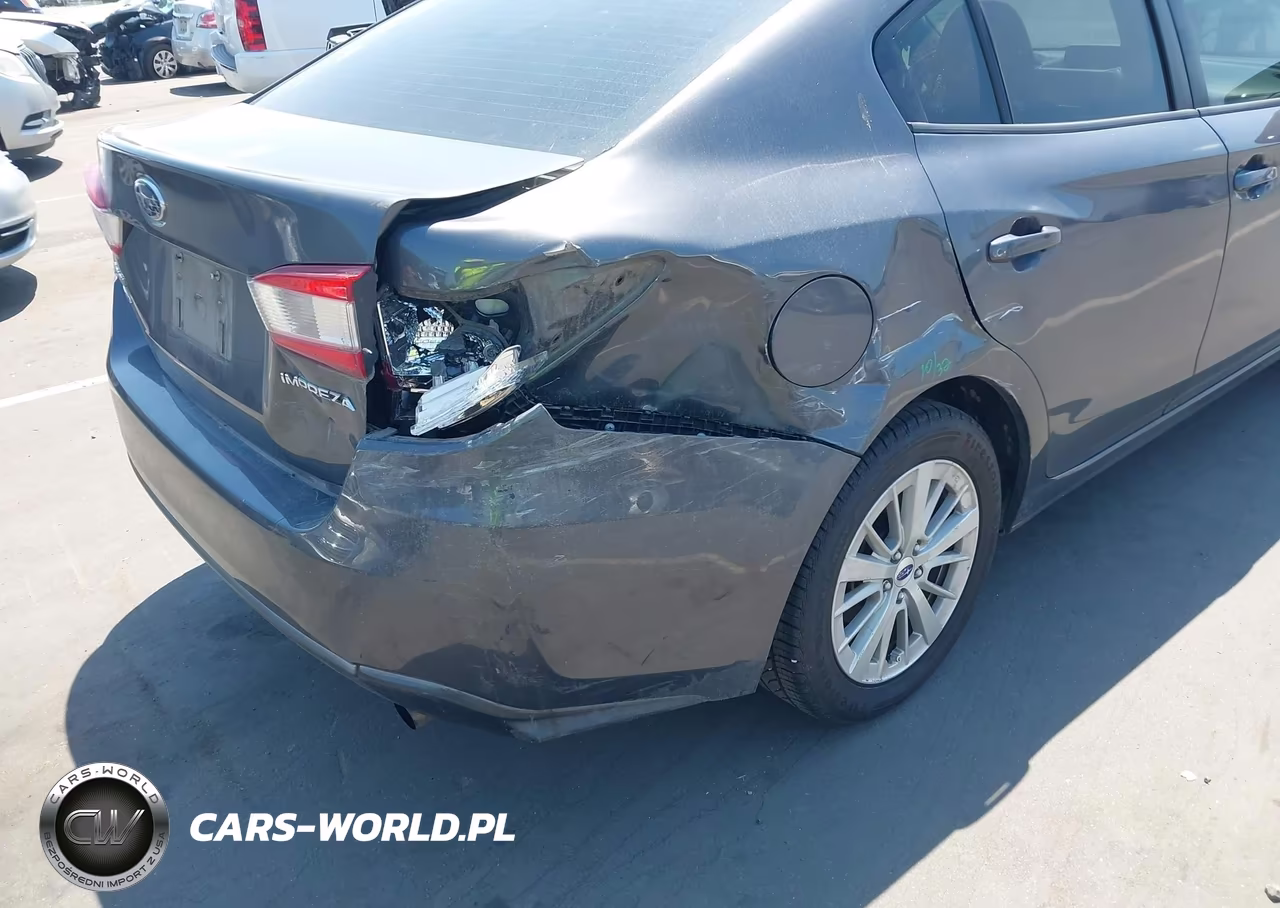 2018 Subaru Impreza 2.0I Premium VIN:4S3GKAD60J3613202 - 17