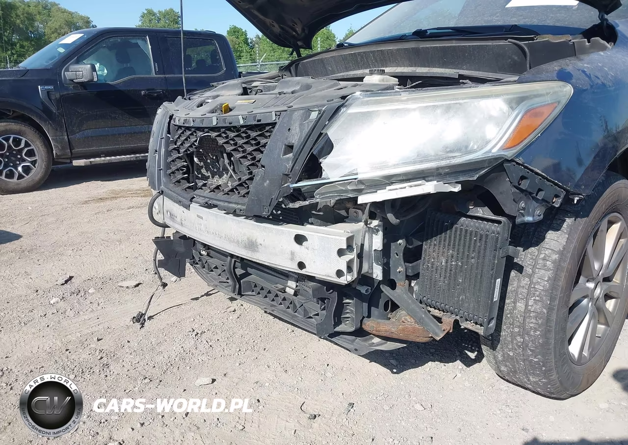 2015 Nissan Pathfinder Platinum-S-Sl-Sv VIN:5N1AR2MM1FC689018 - 17