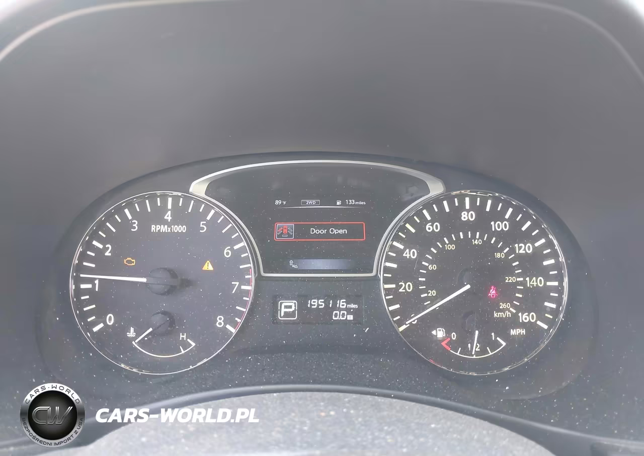 2015 Nissan Pathfinder Platinum-S-Sl-Sv VIN:5N1AR2MM1FC689018 - 7