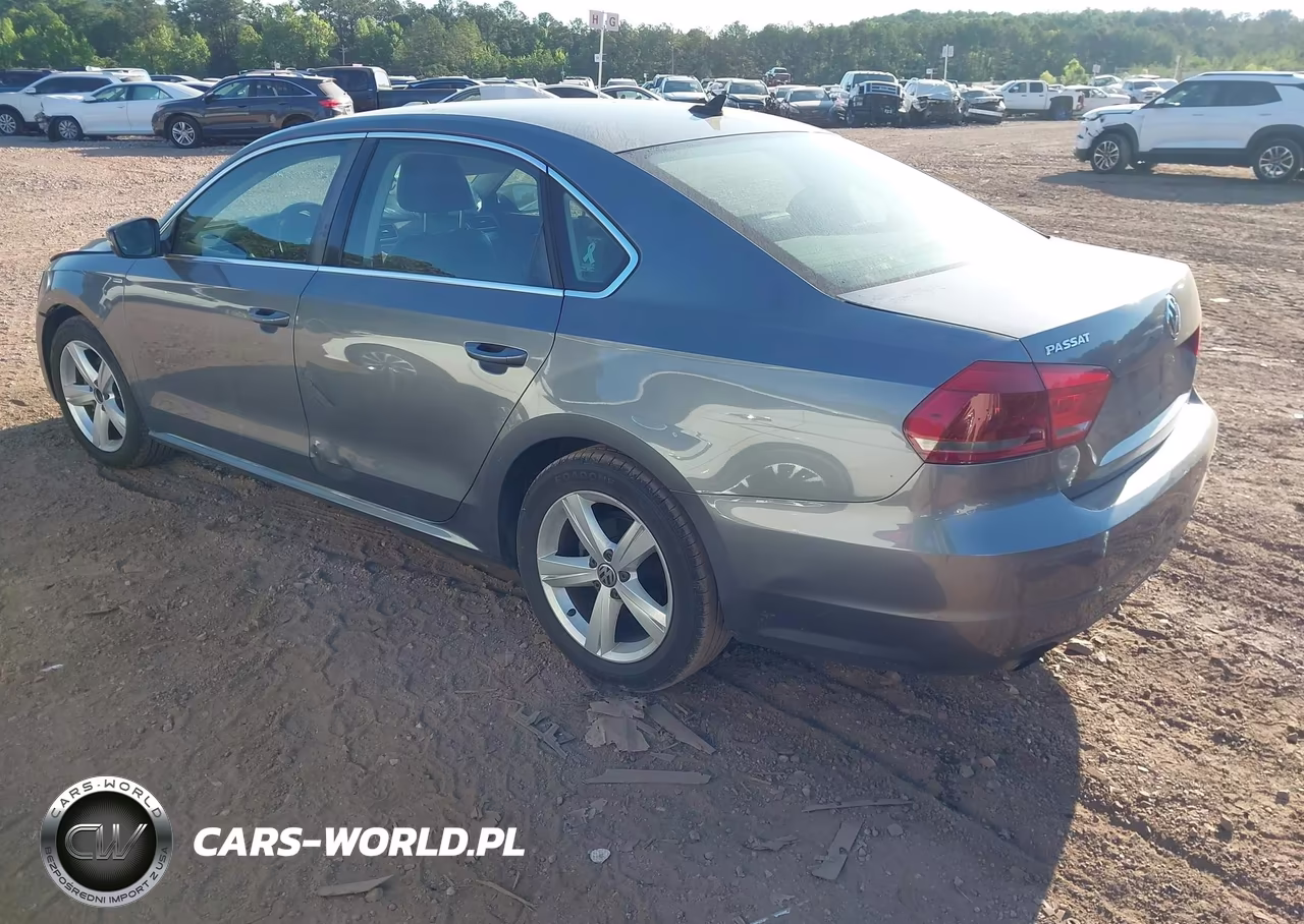 2014 Volkswagen Passat 1.8T Wolfsburg Edition VIN:1VWAS7A33EC036316 - 3