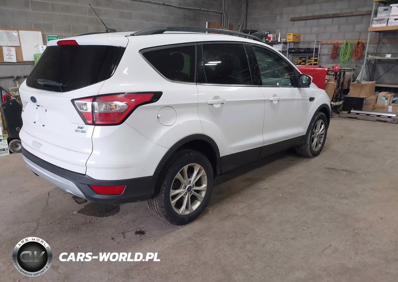 2018 Ford Escape Se VIN:1FMCU9GDXJUD08863 - 4