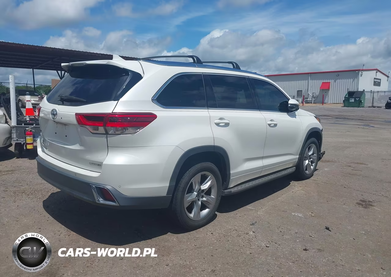 2019 Toyota Highlander Limited VIN:5TDYZRFH6KS324936 - 4