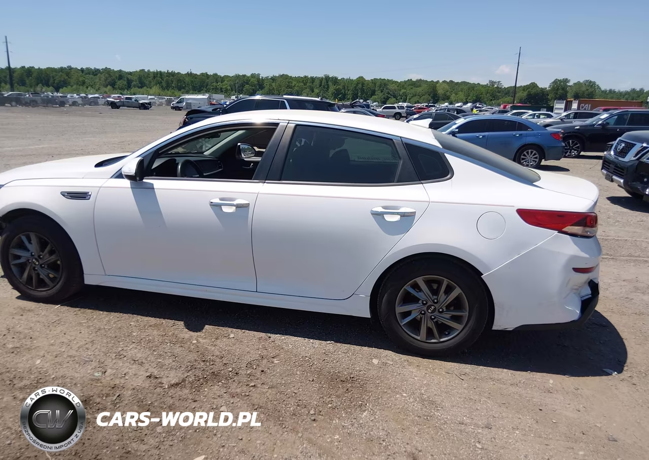 2019 Kia Optima Lx VIN:5XXGT4L37KG297918 - 14