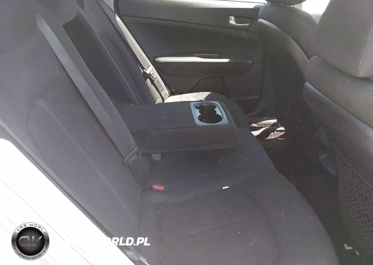 2019 Kia Optima Lx VIN:5XXGT4L37KG297918 - 8