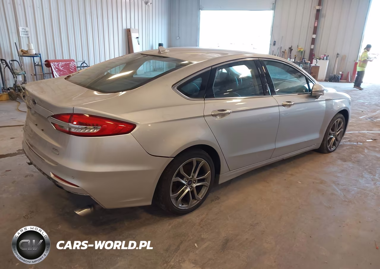 2019 Ford Fusion Sel VIN:3FA6P0CD9KR139122 - 4