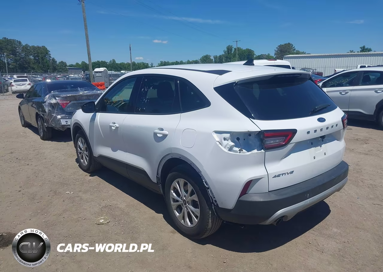 2025 Ford Escape Active VIN:1FMCU0GN2SUB20344 - 3