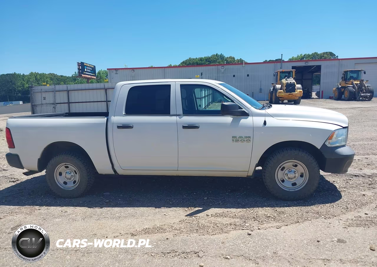 2018 Ram 1500 Tradesman 4X2 5'7 Box VIN:1C6RR6KG0JS285337 - 13
