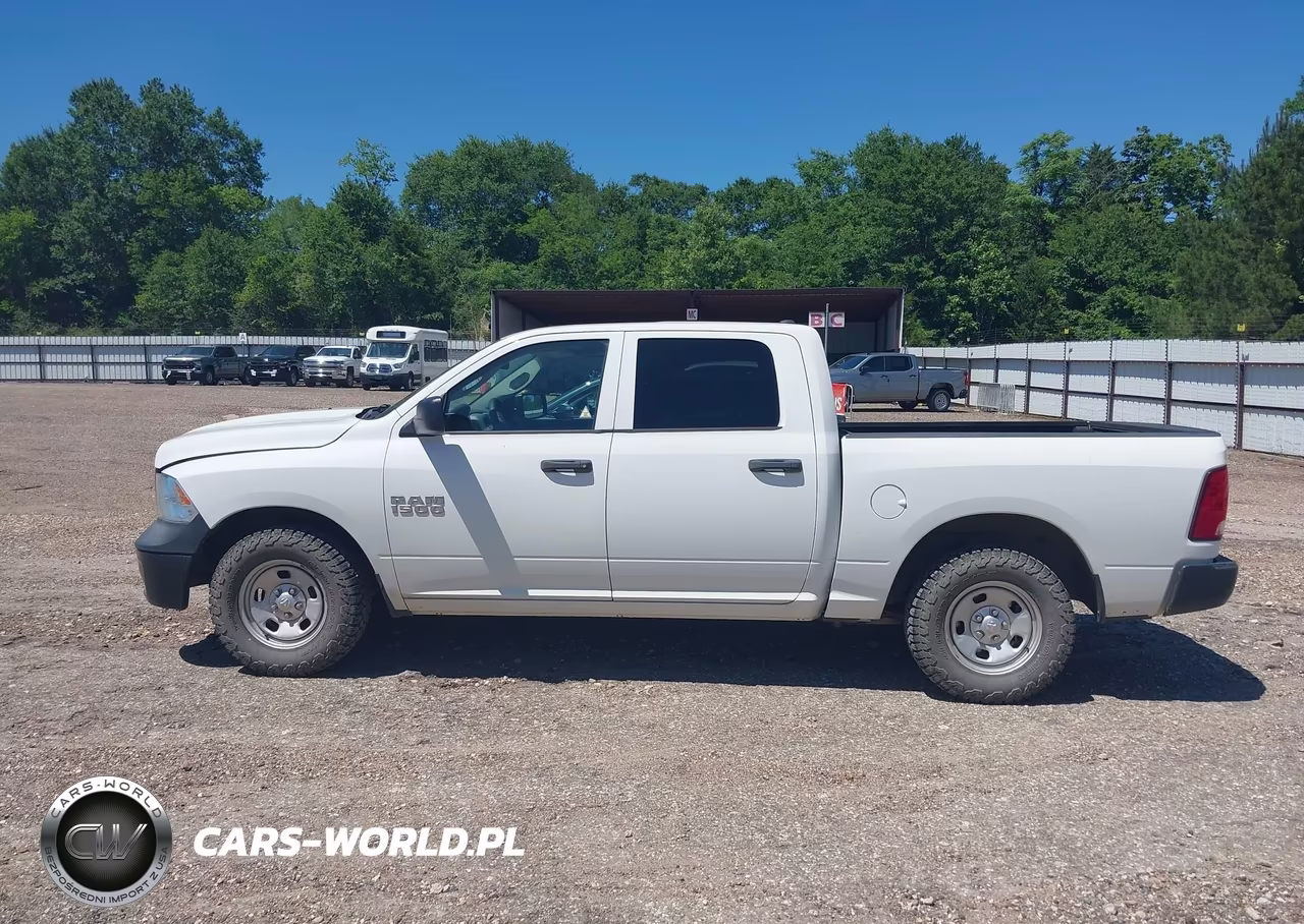 2018 Ram 1500 Tradesman 4X2 5'7 Box VIN:1C6RR6KG0JS285337 - 14