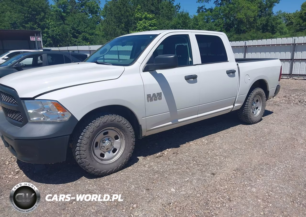 2018 Ram 1500 Tradesman 4X2 5'7 Box VIN:1C6RR6KG0JS285337 - 2