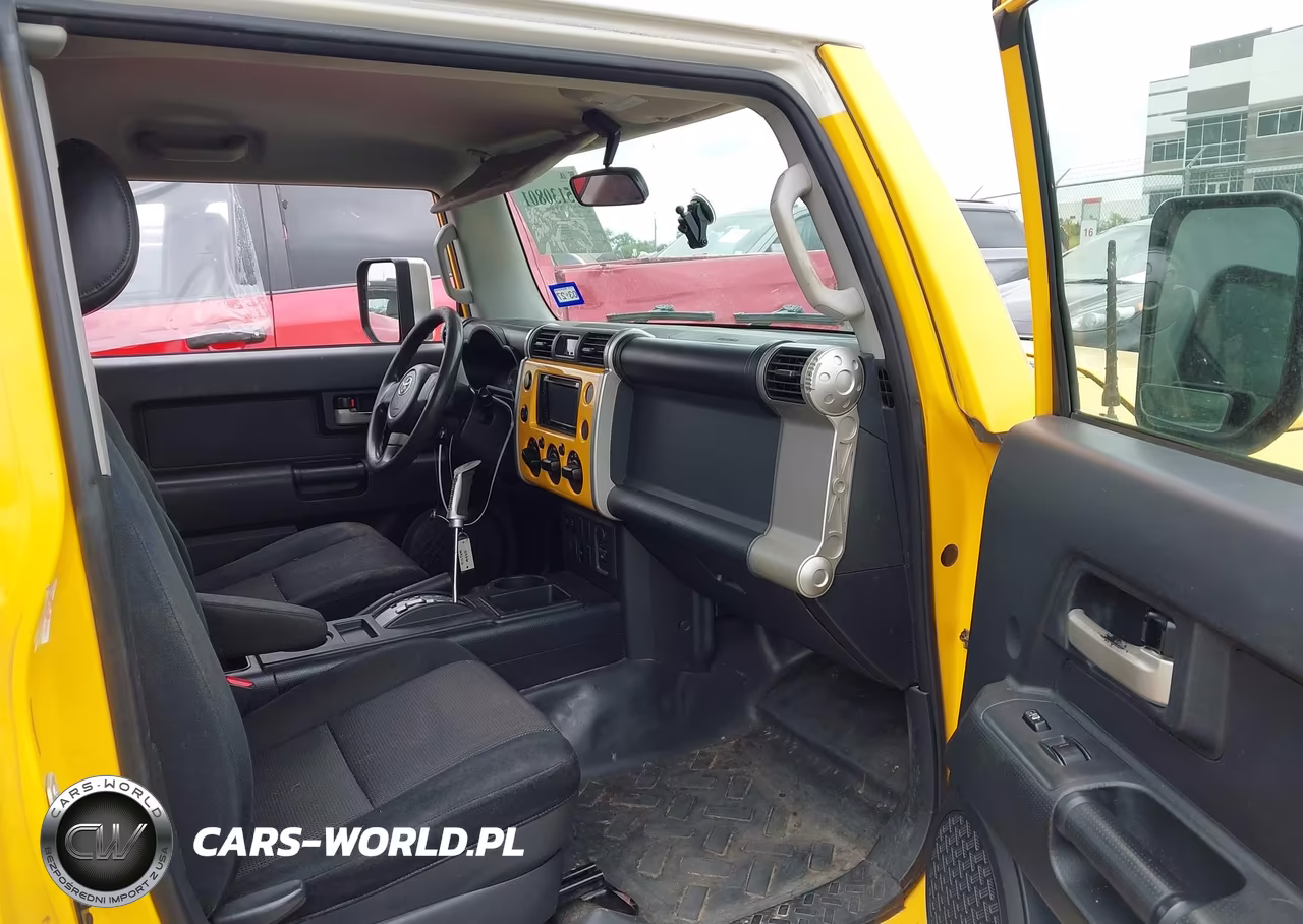 2007 Toyota Fj Cruiser VIN:JTEZU11F670001714 - 5