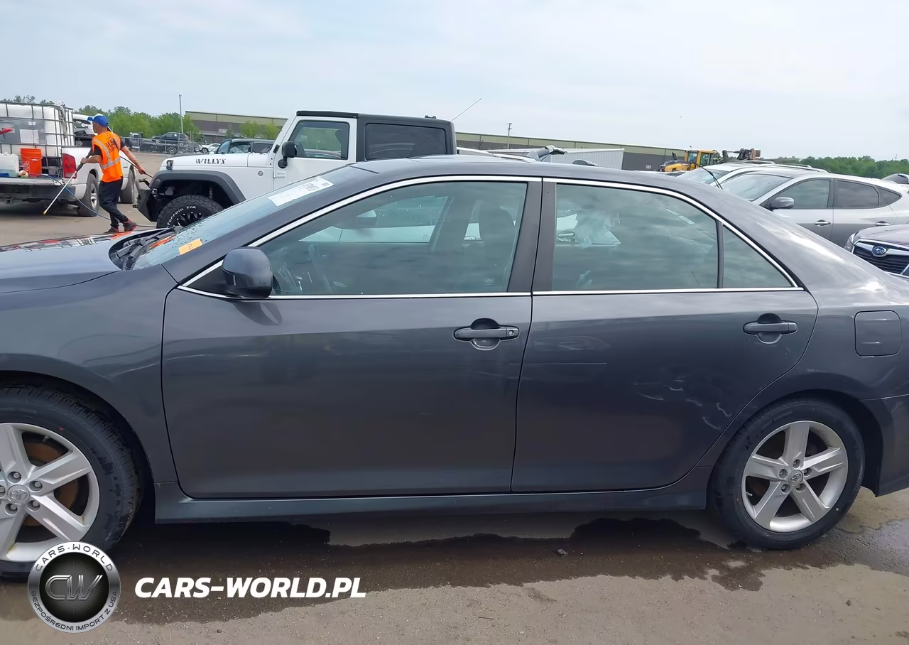 2012 Toyota Camry Se VIN:4T1BF1FK7CU132560 - 14