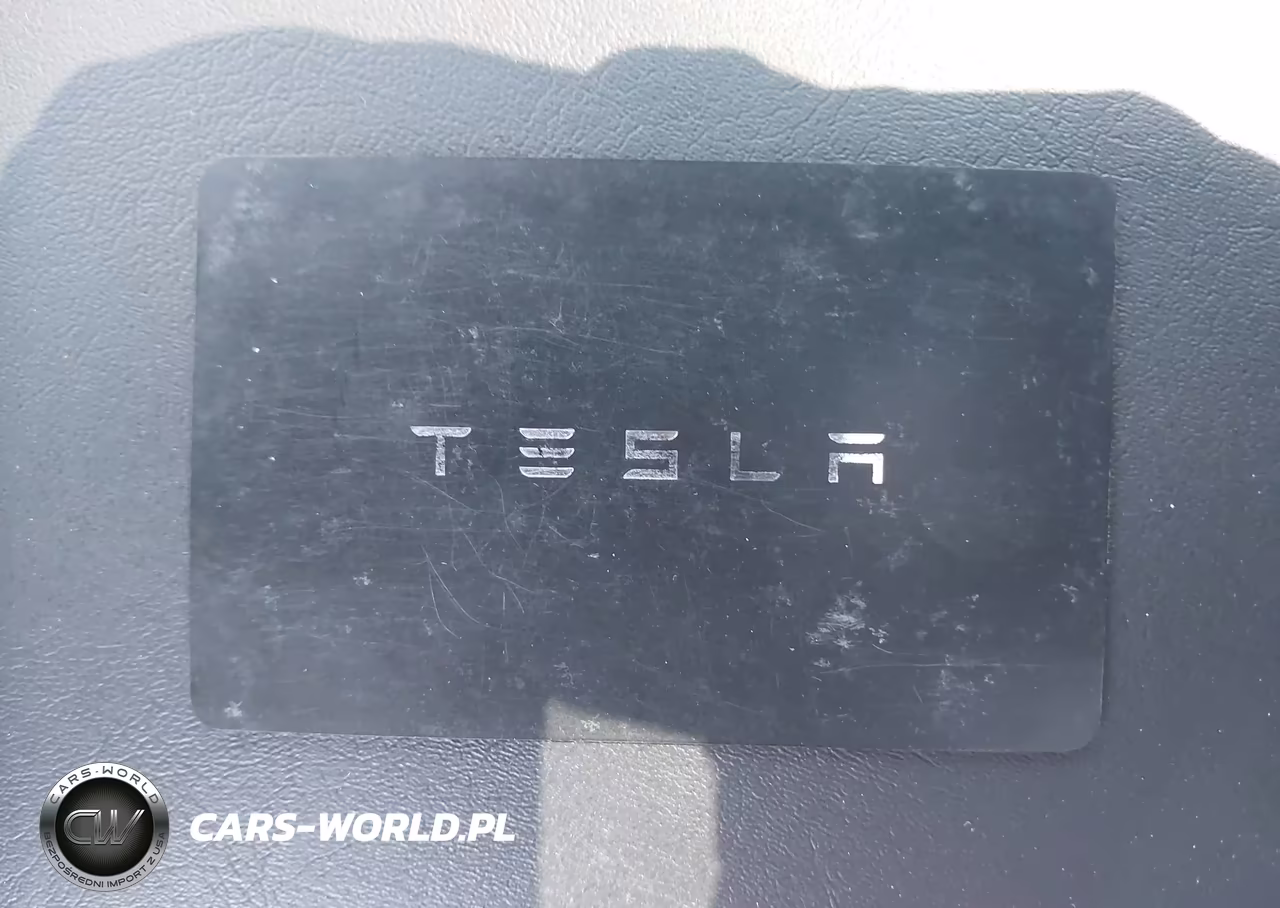 2021 Tesla Model Y Performance Dual Motor All-Wheel Drive VIN:5YJYGDEF5MF133959 - 11