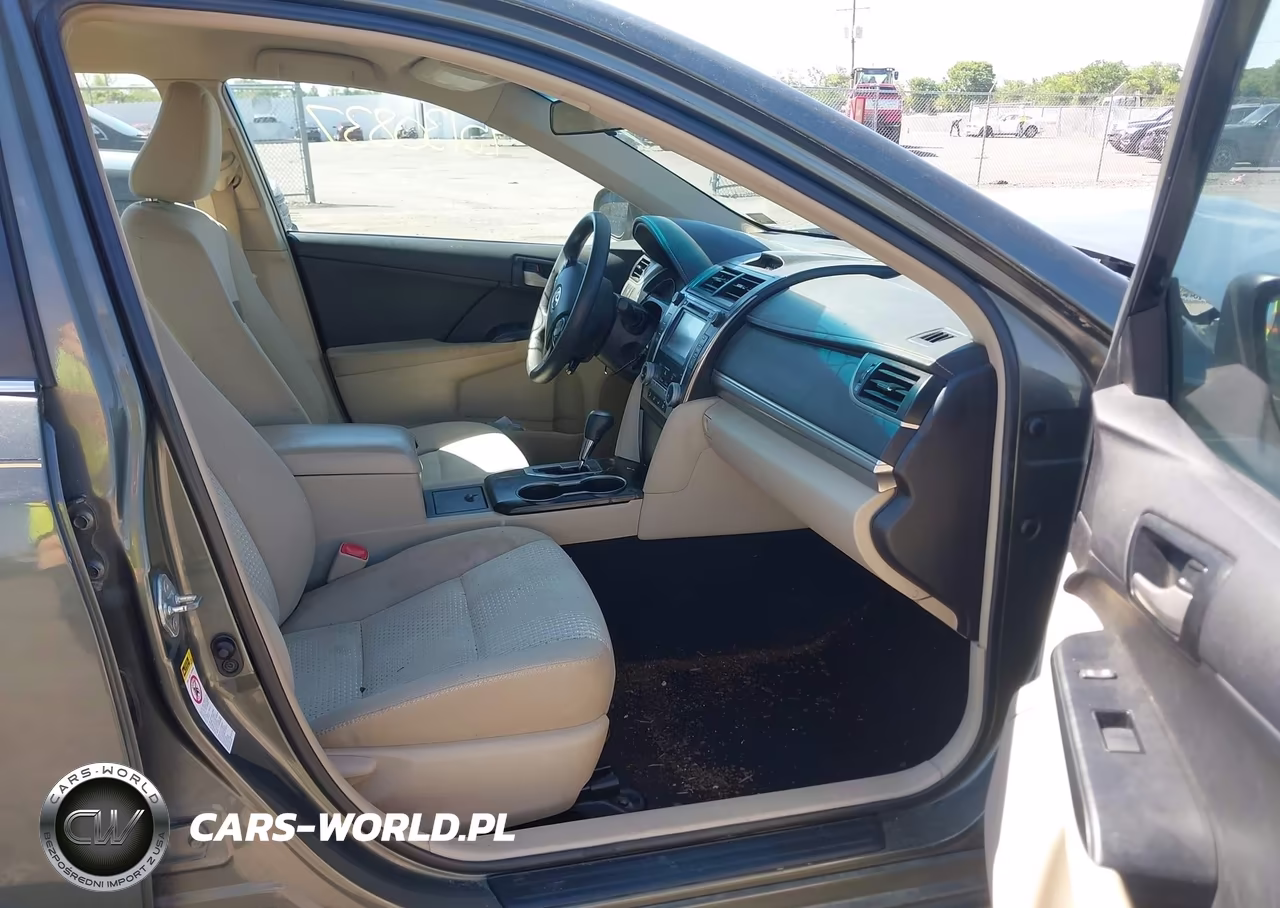 2014 Toyota Camry Le VIN:4T4BF1FK5ER412325 - 5