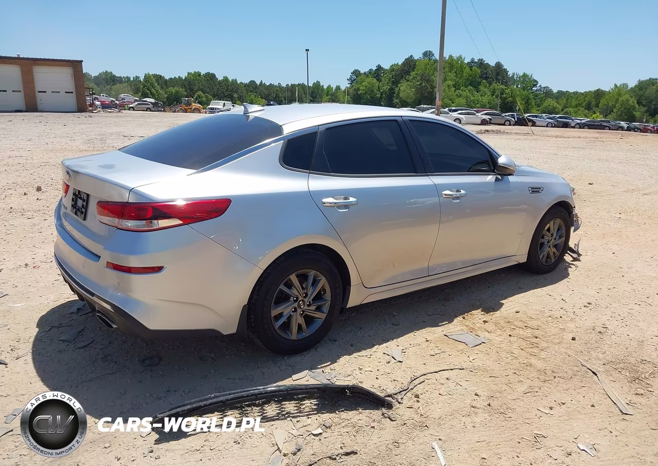 2019 Kia Optima Lx VIN:5XXGT4L3XKG350238 - 4