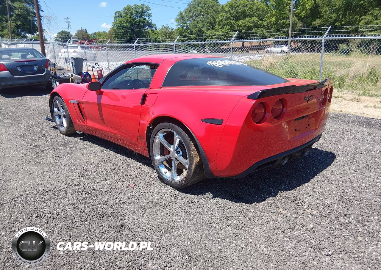 2011 Chevrolet Corvette Grand Sport VIN:1G1YW2DW9B5104500 - 3