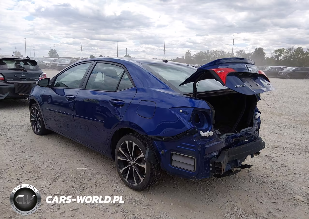 2017 Toyota Corolla Xse VIN:2T1BURHE4HC816387 - 3