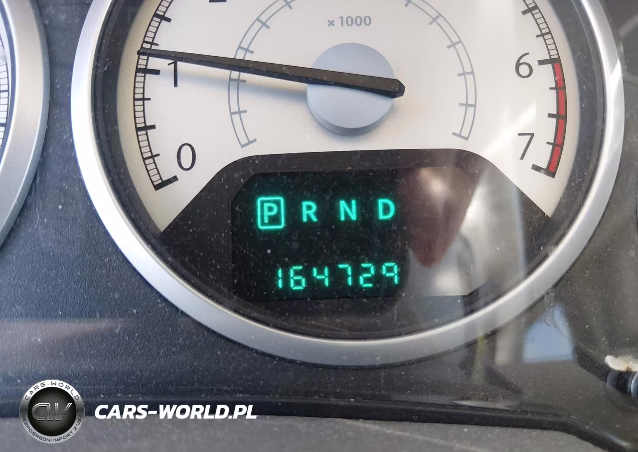 2010 Chrysler Town & Country Touring VIN:2A4RR5D11AR114961 - 15